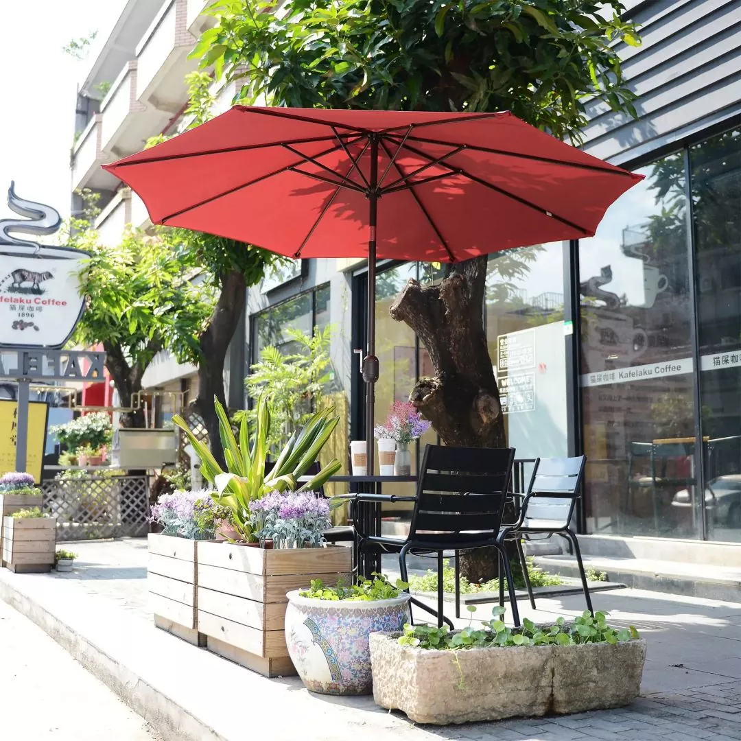 Sonnenschirme für Restaurants im Freien, zentrale Sonnenschirme